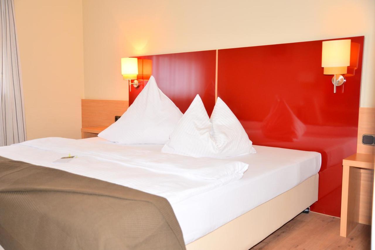 Hotel Paffhausen Wirges ภายนอก รูปภาพ