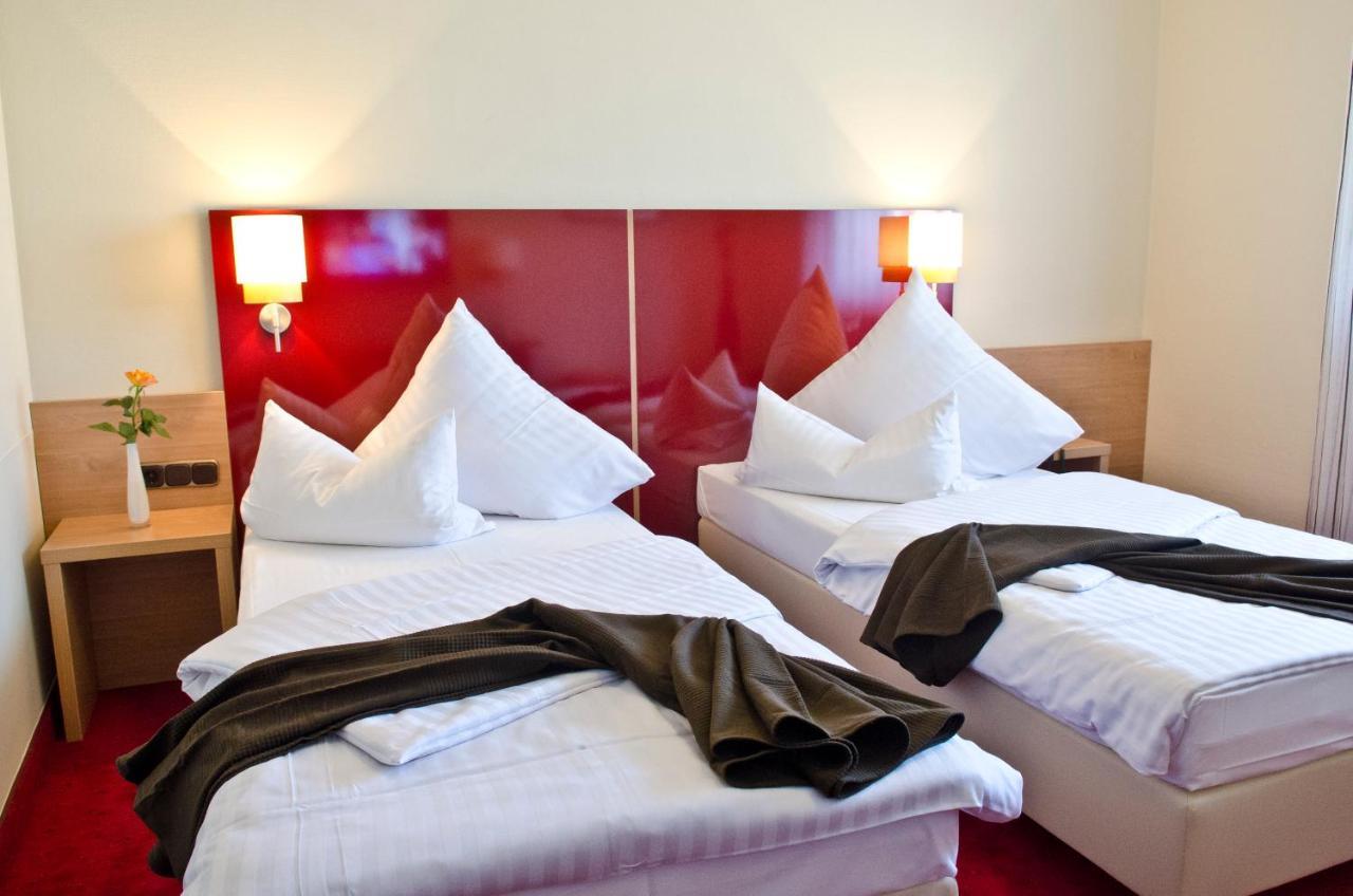 Hotel Paffhausen Wirges ภายนอก รูปภาพ