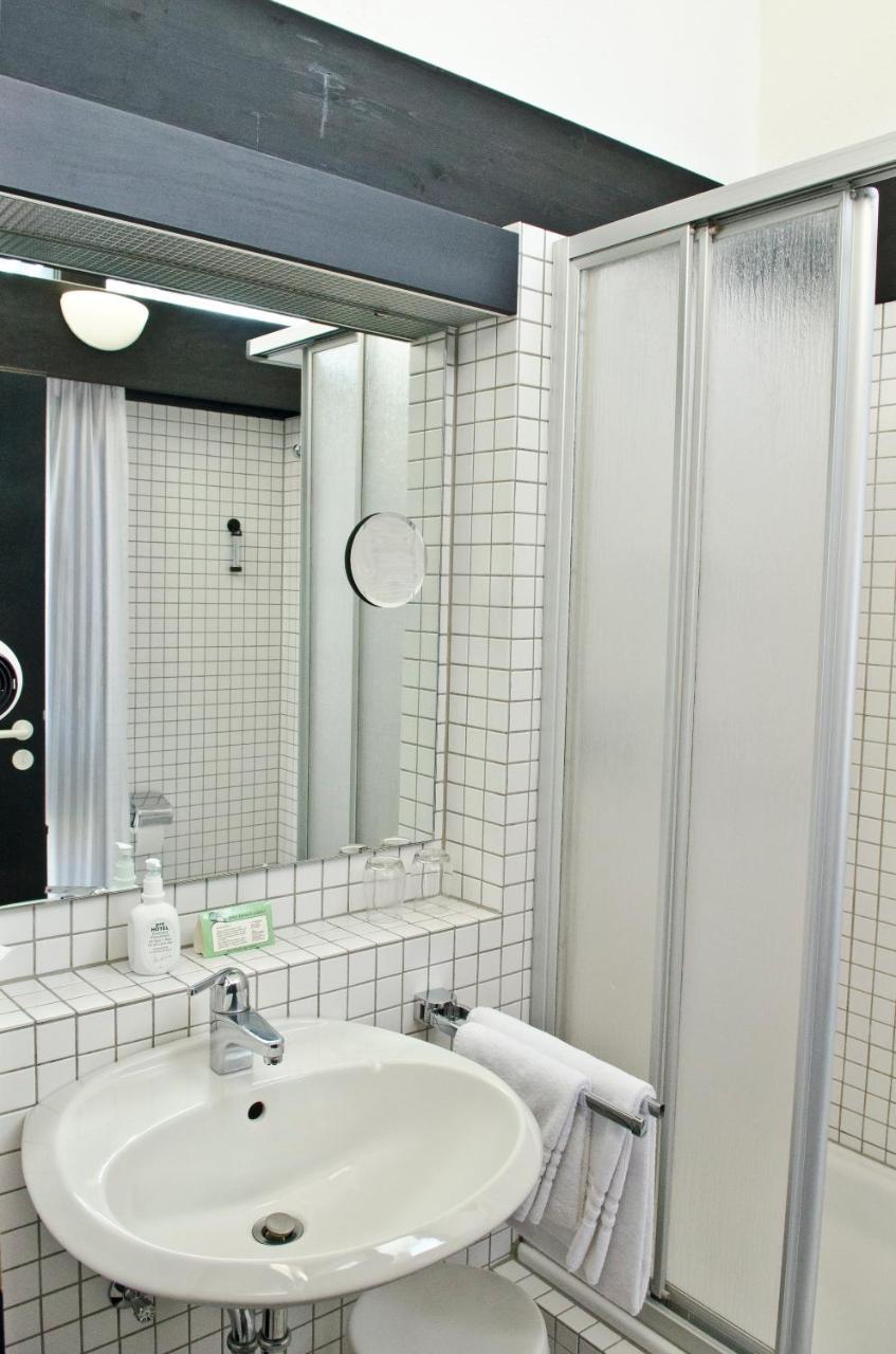 Hotel Paffhausen Wirges ภายนอก รูปภาพ
